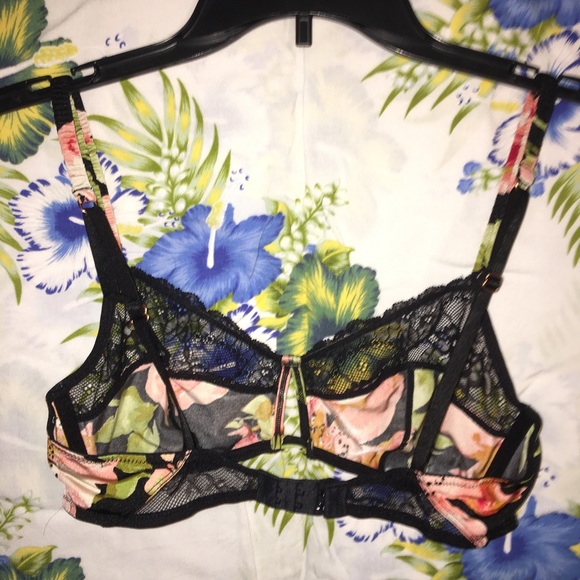 INC Floral Lace Bralette - Picture 2 of 8